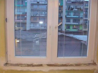 Wymiary okna nie zostały właściwie dopasowanie do wielkości otworu okiennego [fot.: oknotest.pl]